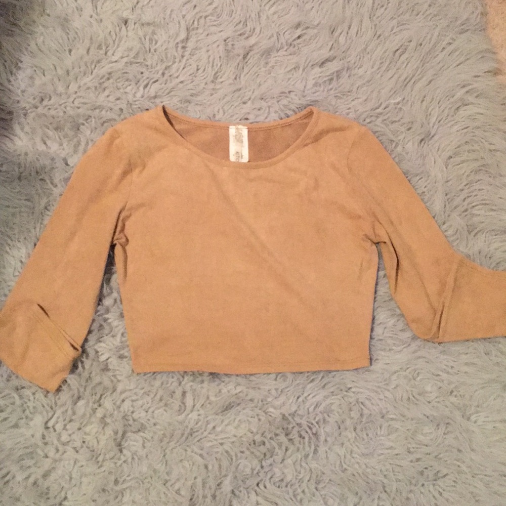Tan long sleeve crop top